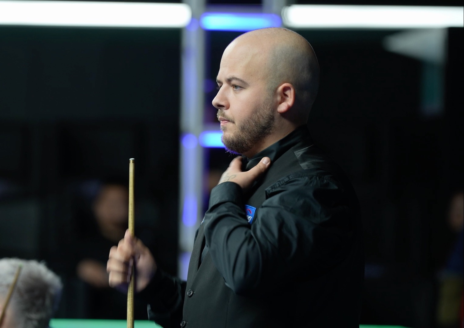 步迈向竞技 步迈向竞技