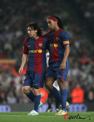 更是对观众 更是对观众