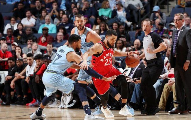 比赛时经受 比赛时经受