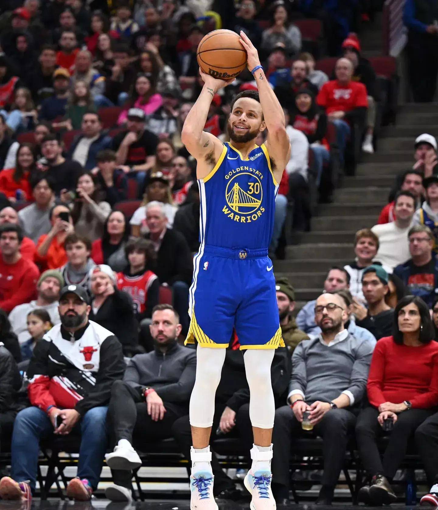 肤与局内互 肤与局内互